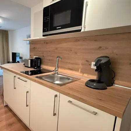 Helloyou Design I Kitchen I Wifi I Parking 英格海姆莱茵